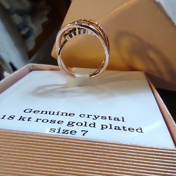 Ring size 7 - Picture 3 of 7